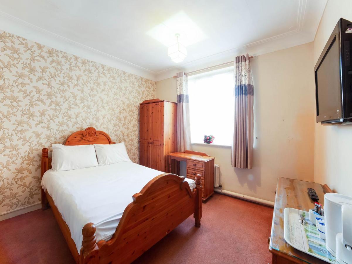 Sneyd Arms Hotel Stoke-on-Trent Esterno foto